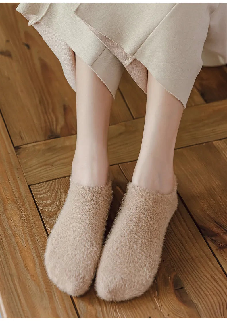 Winter Warm Thicken Thermal Low Cut Socks Women Woollen Seamless Sock Velvet Soft Sleeping Socks Solid Color Casual Floor Socks Aviola