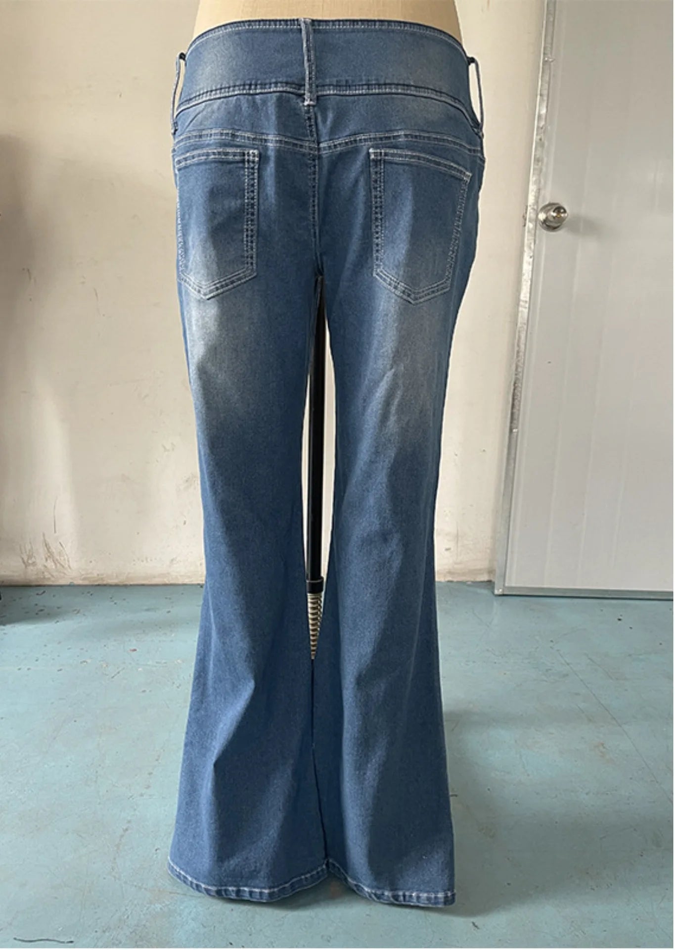 Mid Waist Flared Jeans Women Button Casual Straight Leg Pants New 2023 Summer Pocket Hole Female Loose Office Lady Slim Pants Aviola