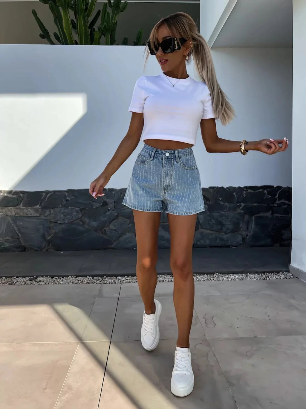 Shorts Denim Pant Women Jeans Short Pants Hot Drilling High Waist Straight Trousers Y2k Streetwear Elegant Mom Jeans Summer 2025 Aviola