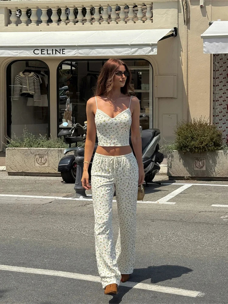 Nibber Floral Prints 2-Piece Set Women Patchwork Bows Low-Neck Suspender Tops+Bandage Loose Trousers Leisure Comfortable Suits Aviola