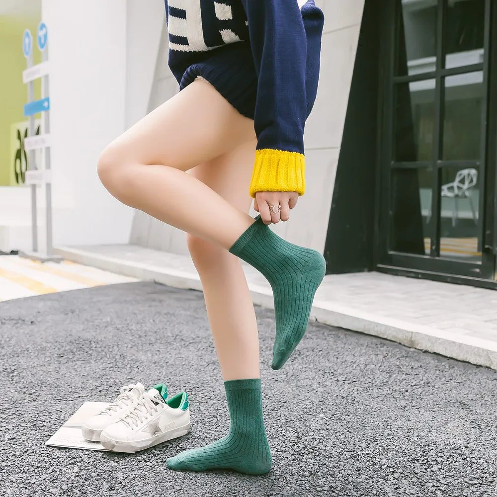 6 Pairs Solid Casual Socks Spring Japanese Style Middle Tube Socks Aviola