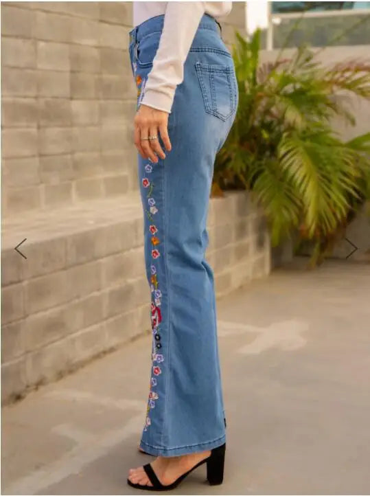 Distressed Flare Jeans Women High Waist Denim Blue Pant Vintage Embroidery Ankle Length Pants Casual Basics 2025 Pockets Loose Aviola