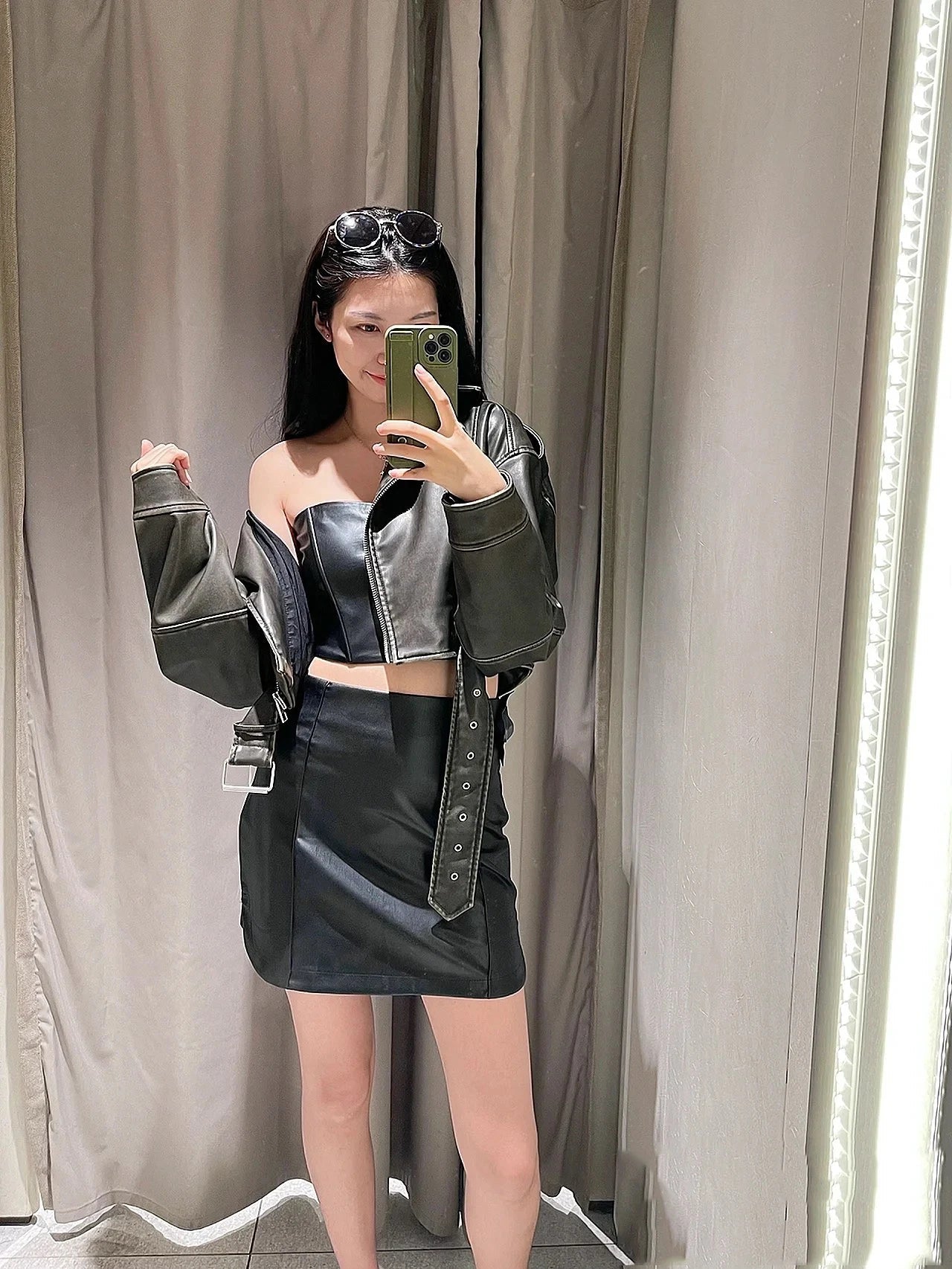 Chaqueta de cuero lavado con cinturón para mujer, abrigo corto con cremallera degradada y cuello vuelto Vintage, chaqueta elegan Aviola