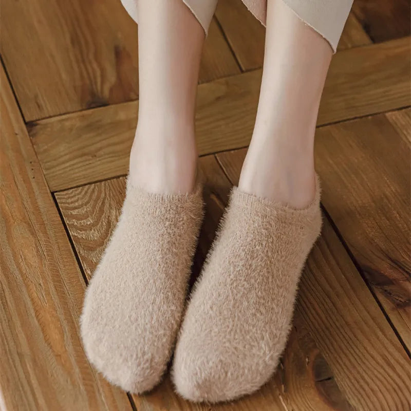 Winter Warm Thicken Thermal Low Cut Socks Women Woollen Seamless Sock Velvet Soft Sleeping Socks Solid Color Casual Floor Socks Aviola
