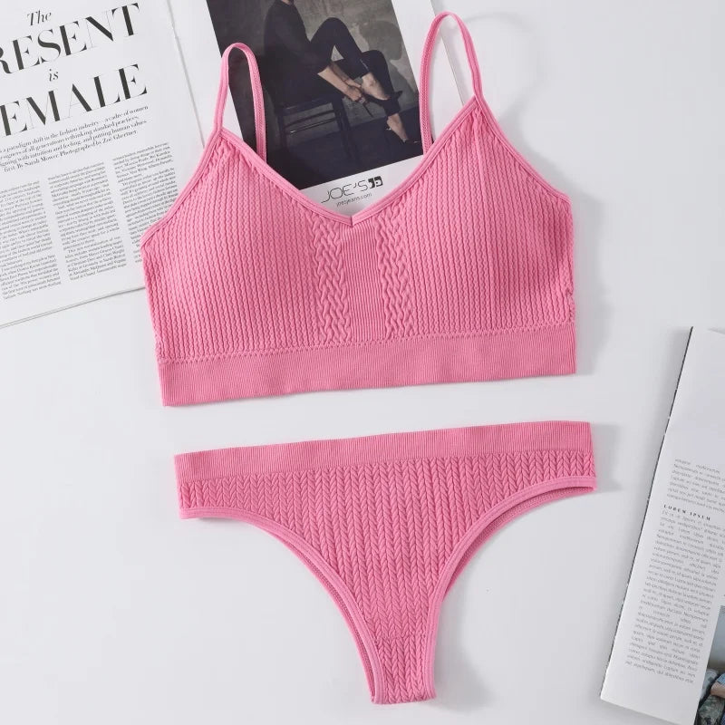 Women Bra Low Waist Briefs Set Seamless Sports Bras Non-wire Bralette Sexy Lingerie Set Female Comfort Ribbed Underwear Set Aviola