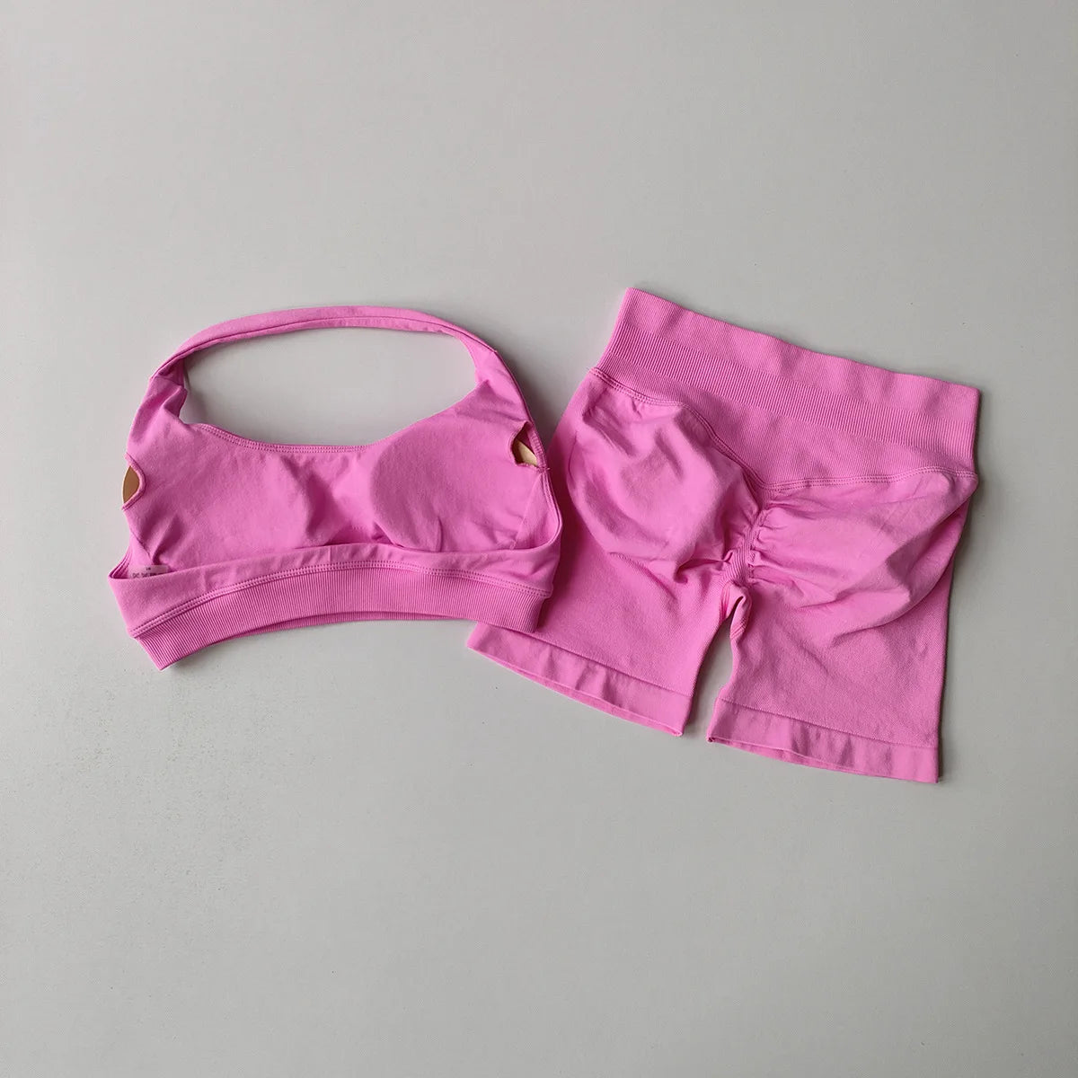 2 Pieces Yoga Suit for Women Seamless Fitness Gym Clothes Halter Sports Bra Matching Impact Shorts Workout Sets Gym Outfit Aviola