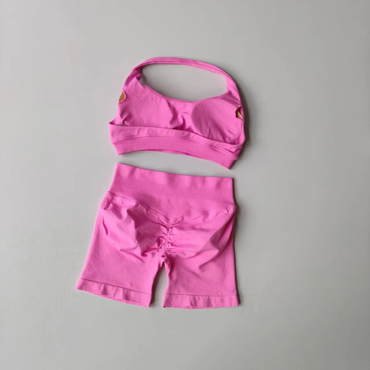2 Pieces Yoga Suit for Women Seamless Fitness Gym Clothes Halter Sports Bra Matching Impact Shorts Workout Sets Gym Outfit Aviola