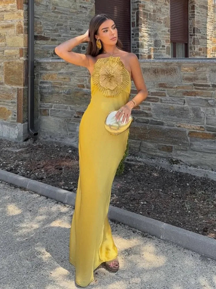 UNIZERA Women's Slim Dress with Three-Dimensional Flower Decoration Thin Strap Halter Neck Design for Summer 2025 Aviola