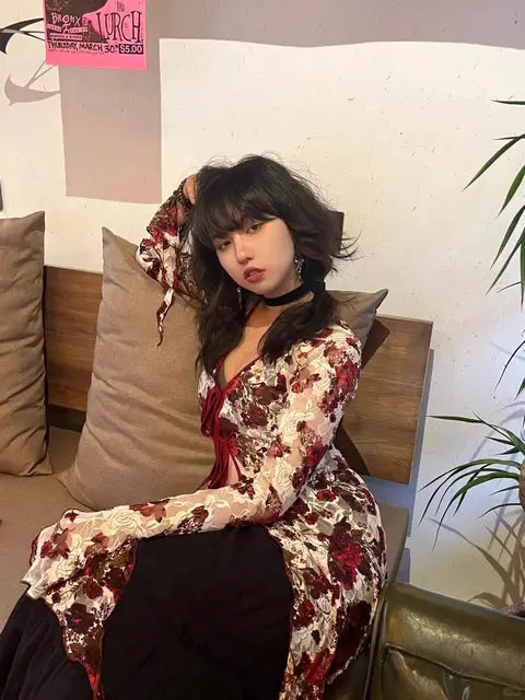 MEXZT Vintage Floral Shirts Women Y2K Aesthetic Lace Bandage Blouses Summer Harajuku V Neck Print Flare Long Sleeve Slim Tops Aviola