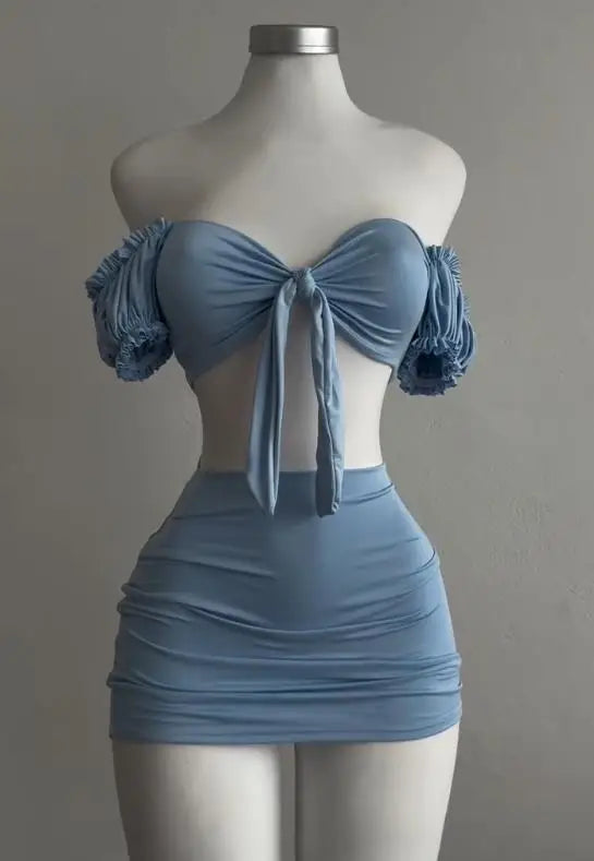 A sexy and fashionable two-piece short skirt with hollowed-out pleated puffed sleeves that wraps the hips Aviola