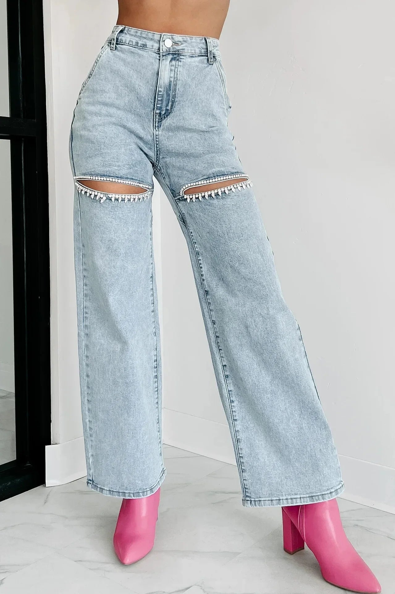Denim Jeans for Women Streetwear Straight Pants Hole Diamonds Mid Waist Washed Distressed 2025 Casual Mom Ankle Length Trousers Aviola